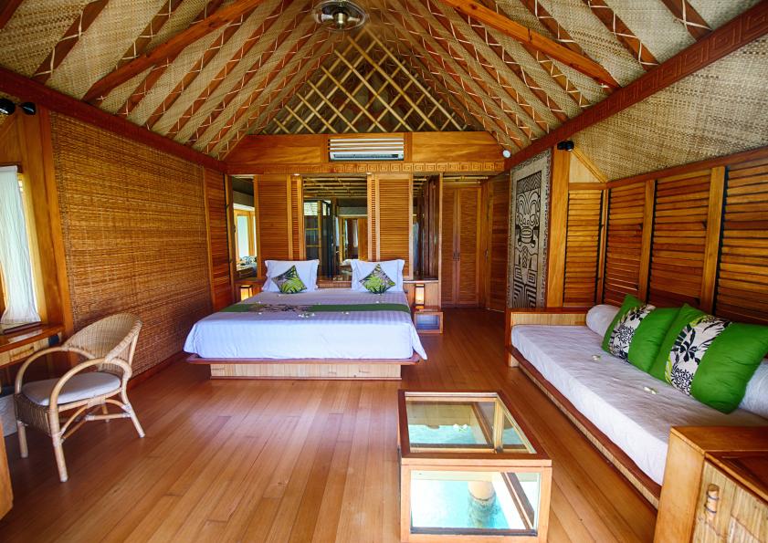 Overwater bungalow © SPM Hotels