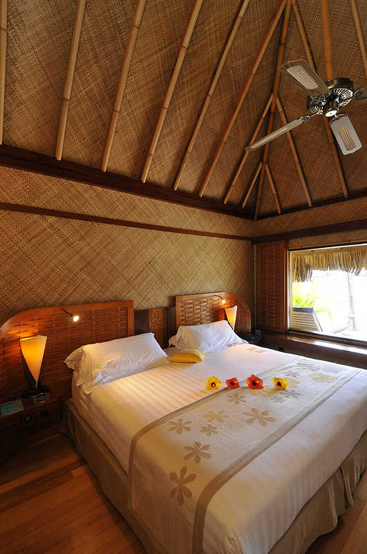 Beach bungalow © InterContinental French Polynesia