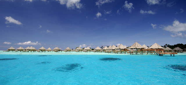 Overwater bungalow © InterContinental French Polynesia