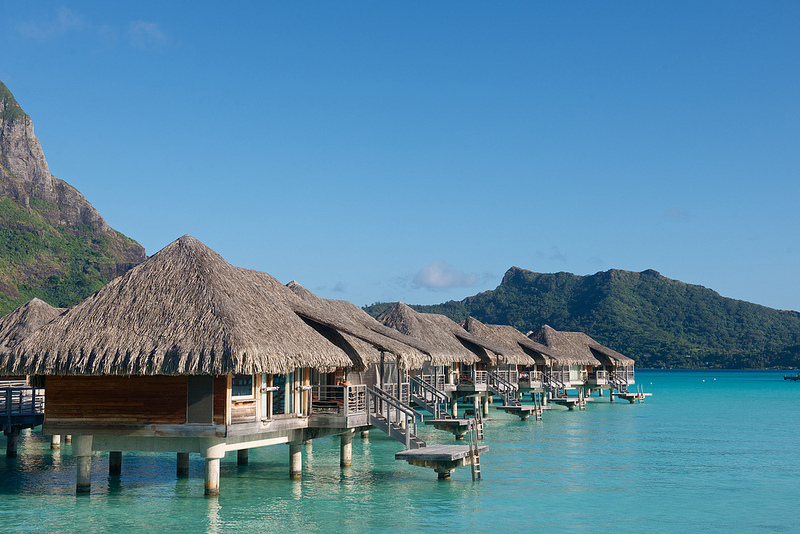 Overwater villas © InterContinental French Polynesia