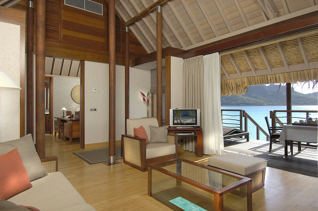 Overwater villas © InterContinental French Polynesia