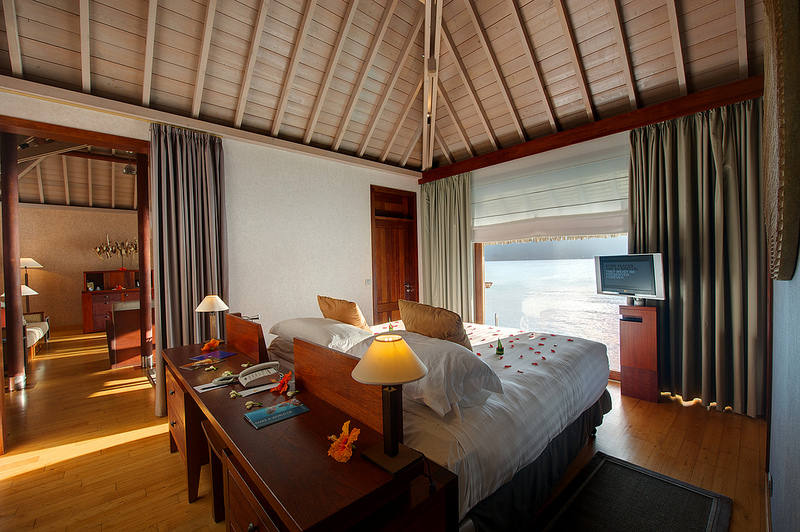 Overwater villas © InterContinental French Polynesia
