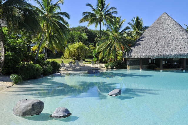 Sand bottom swimmingpool © InterContinental French Polynesia