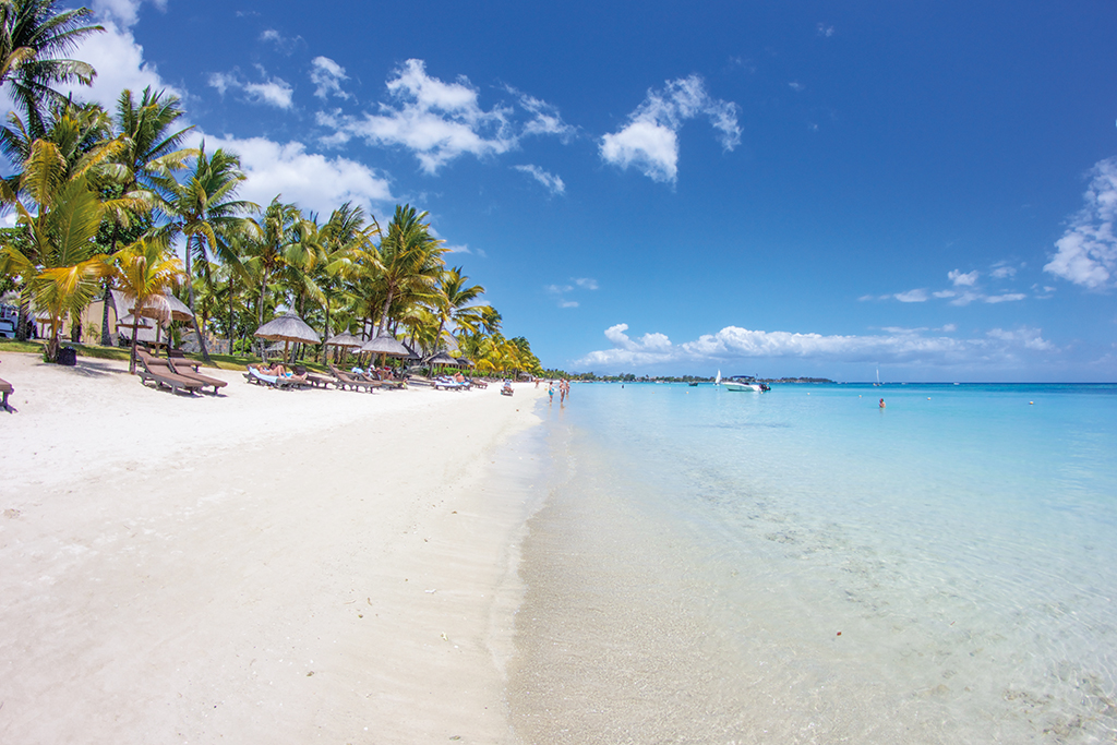 Plage © Beachcomber
