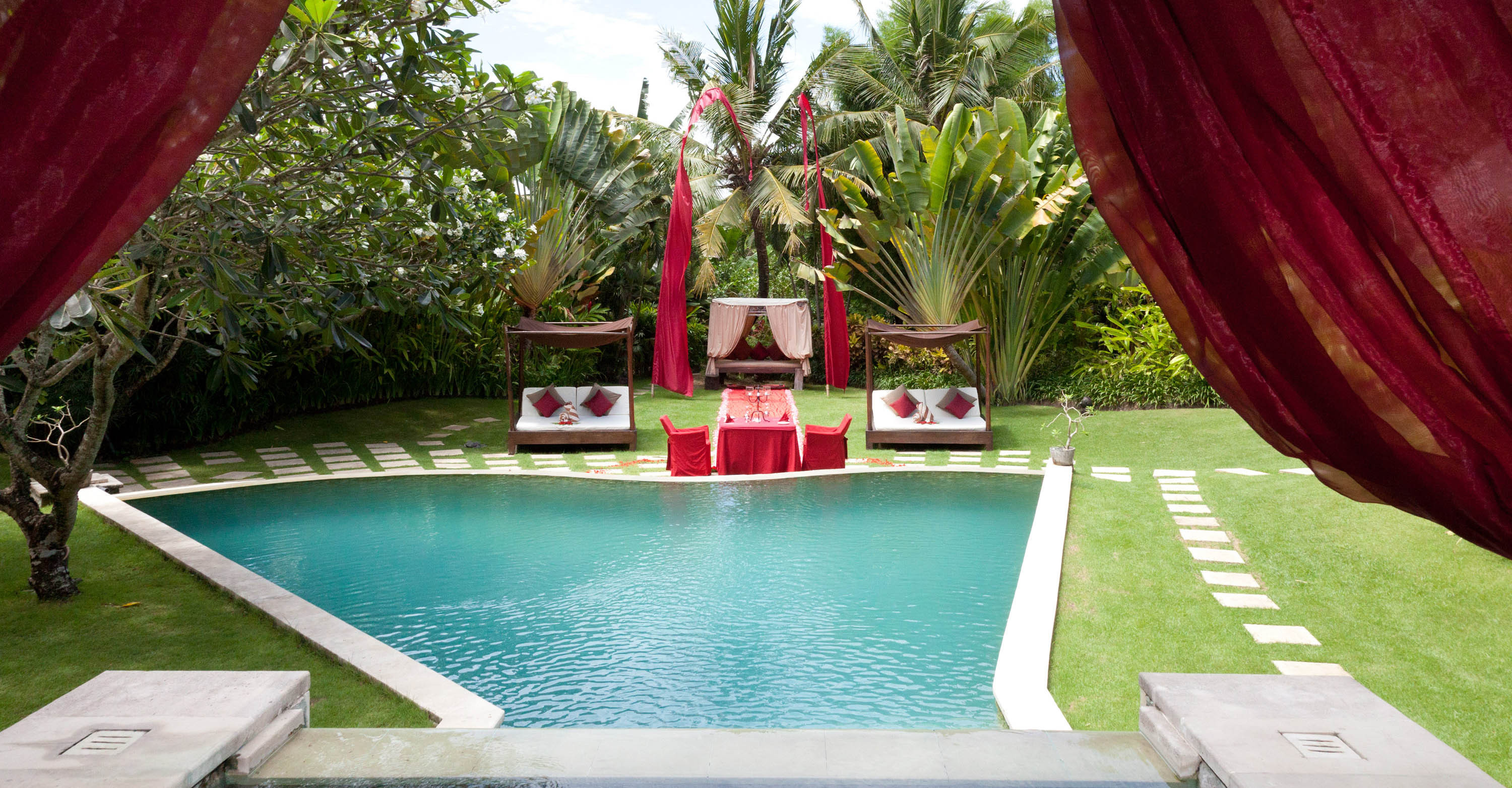 Piscine © Villa Mathis
